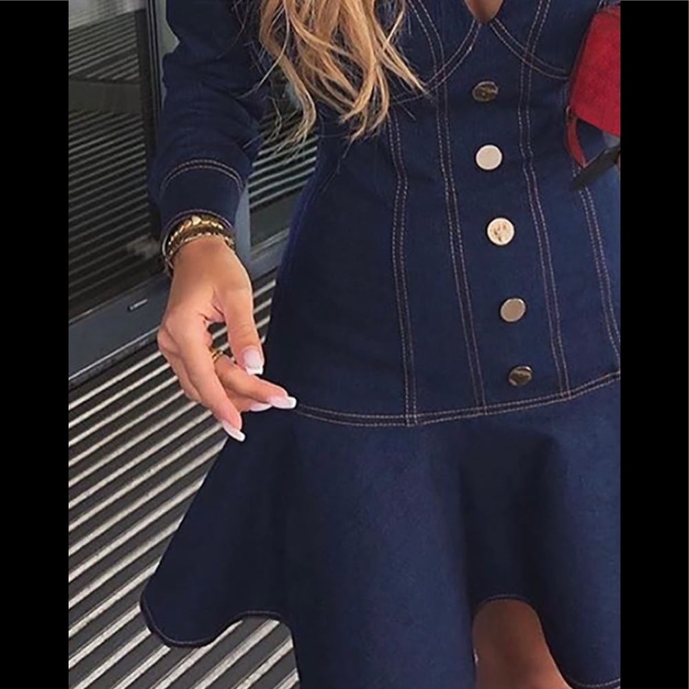 Last two😀Denim plunge contrast stitching - Picture 3 of 4